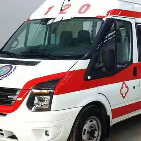 伊宁县非急救护送病人转院租赁救护车的优缺点对比